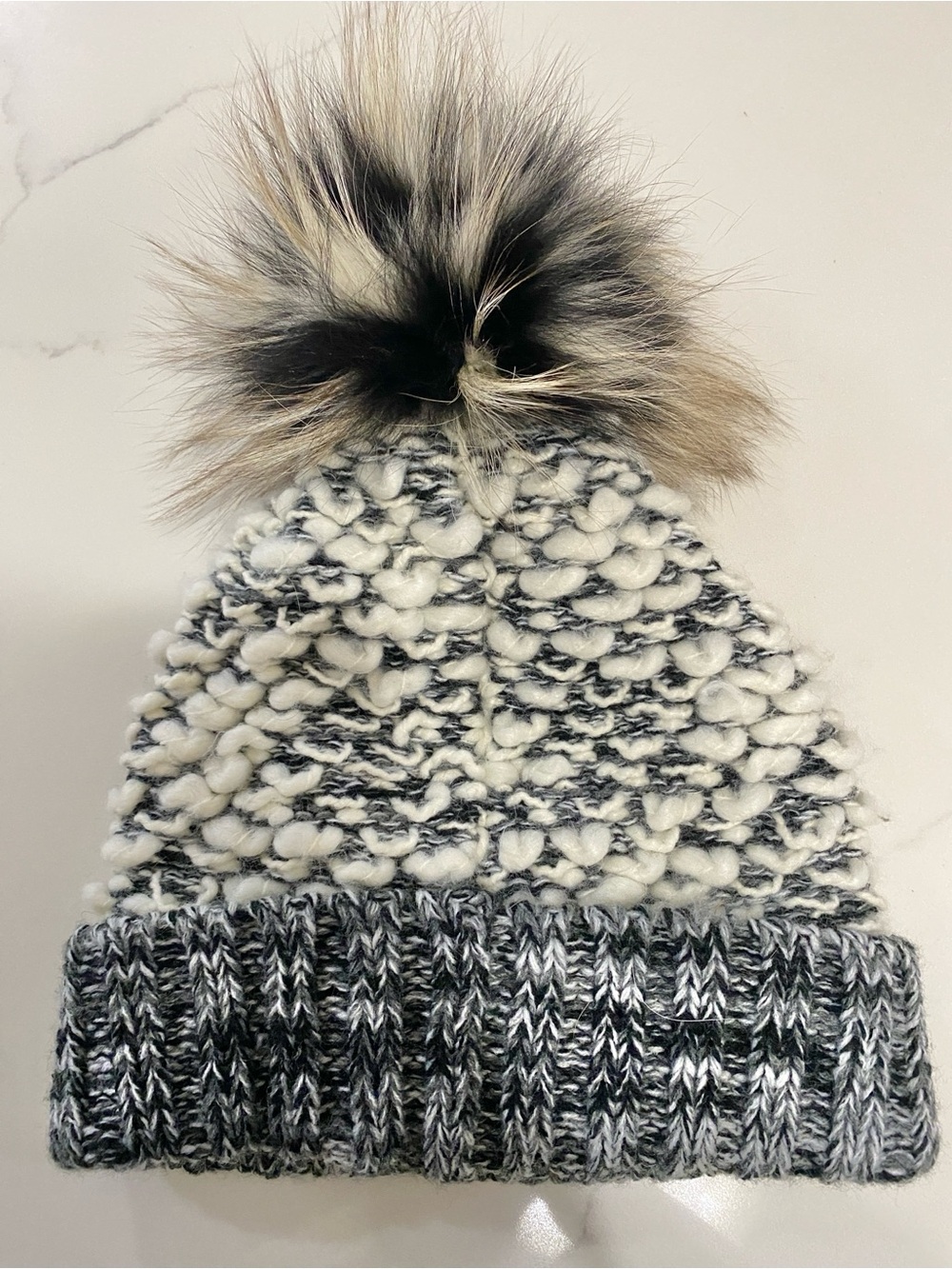 KYI KYI CANADA Woman’s Cozy Two-Tone Pom Knit Beanie - Cream & Black